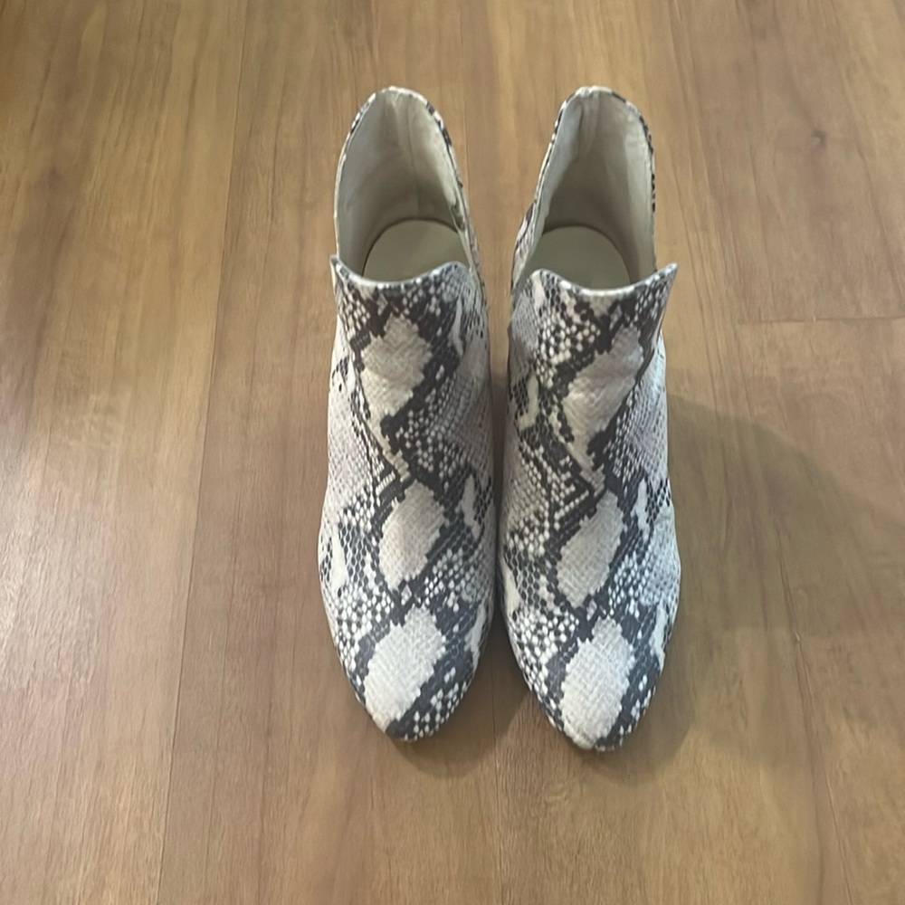 Steve Madden Booties
